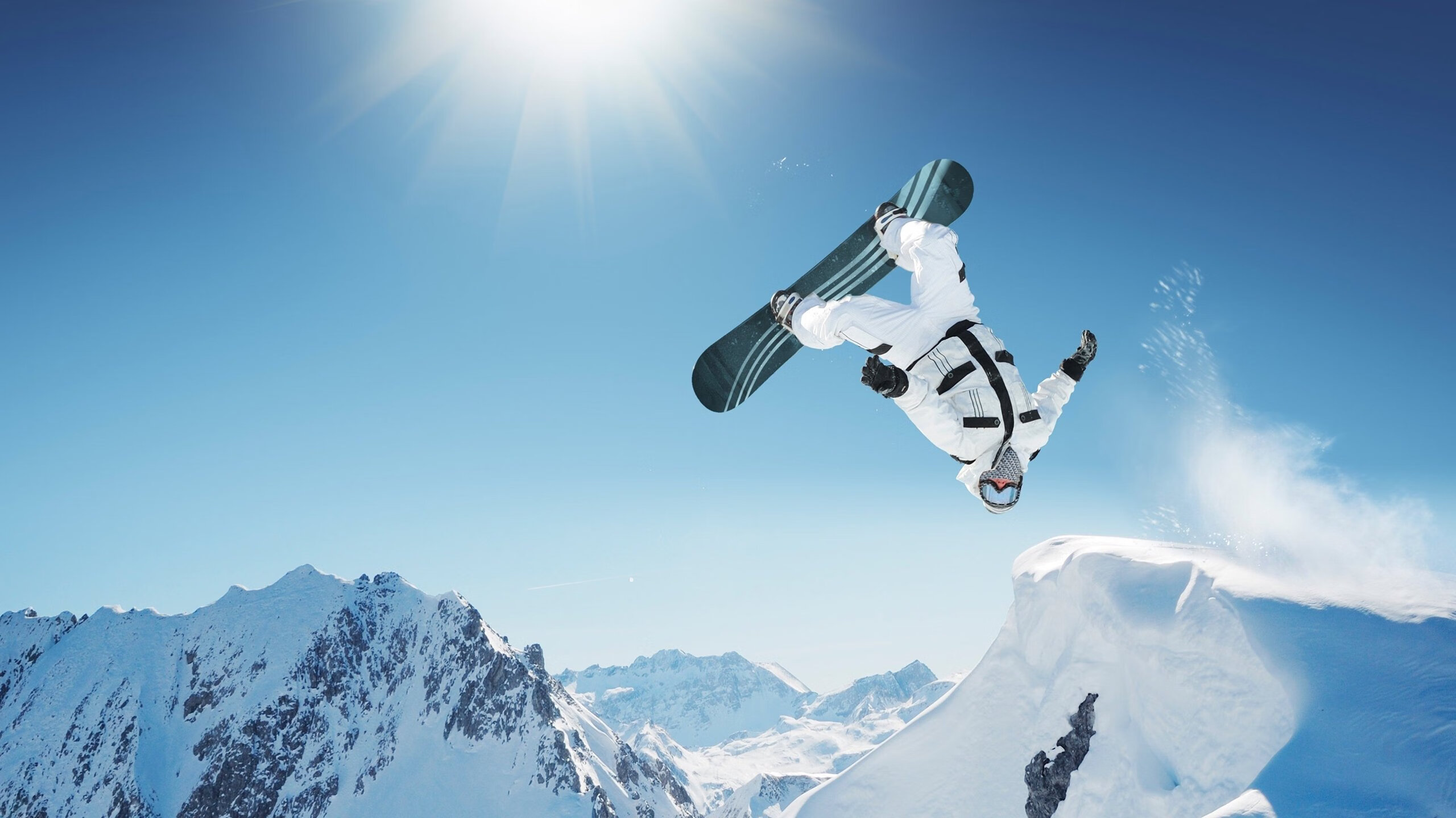 DB官网-舞台越大越强，马丁内利在NBA季后赛之夜的蜕变