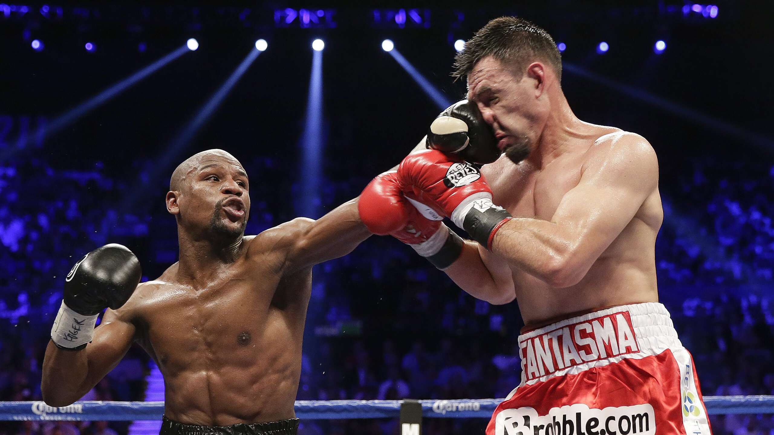 魔术翻盘灰熊，克莱连续得分拉开差距，诠释何为永不放弃